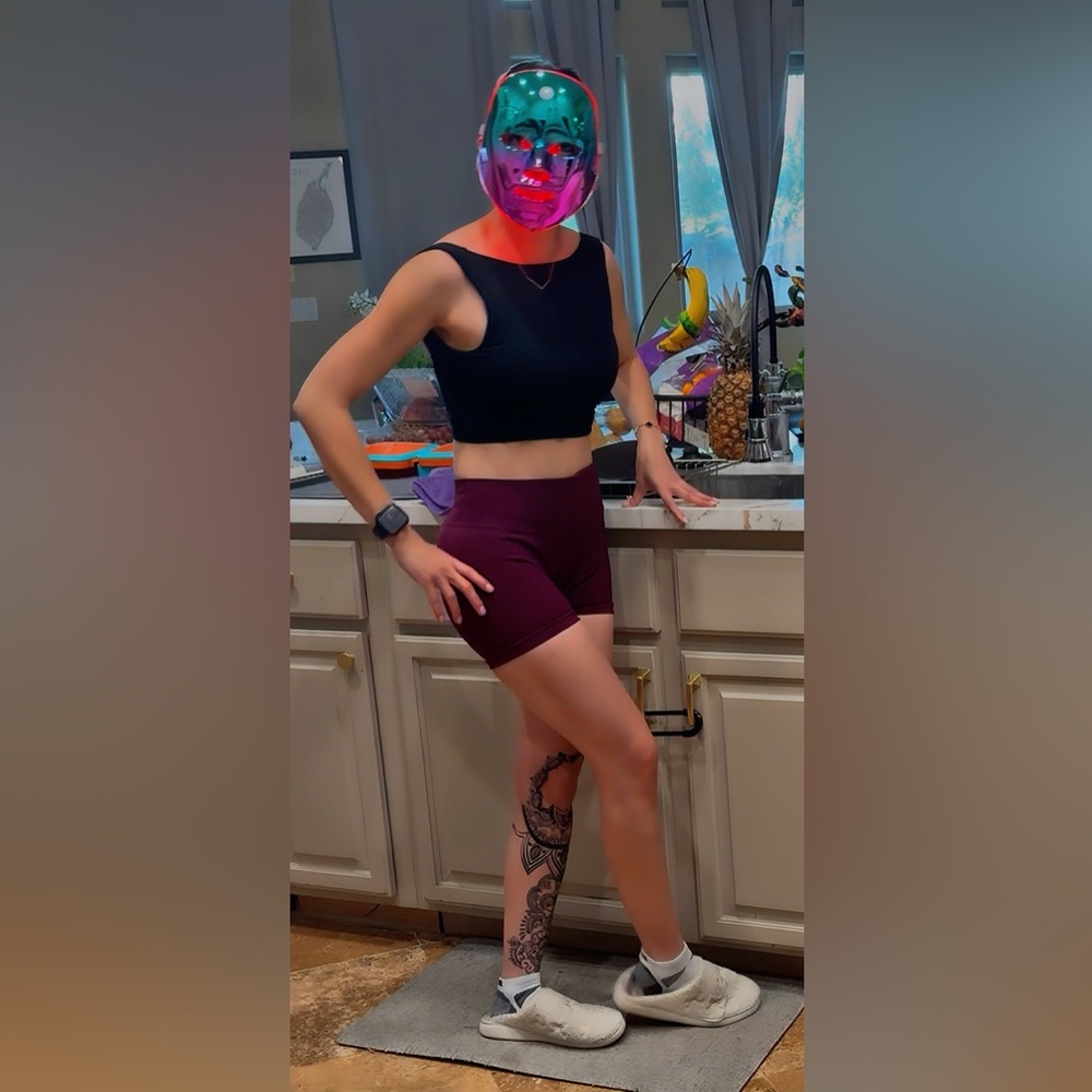 Flawless Face LED Mask - Pink plus freebies